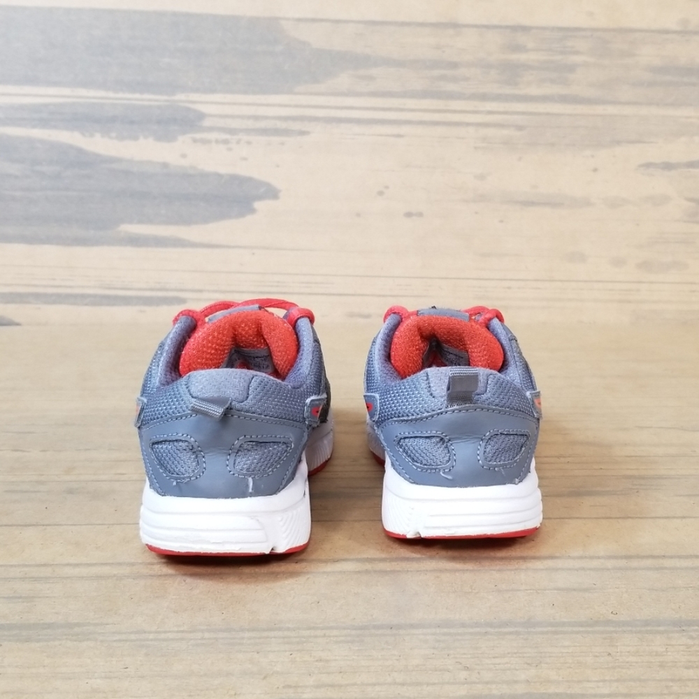 ***SOLD***Nike Dart 10 Kids Running Sneakers - Picture 6 of 8